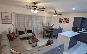 Casa Valencia En Vinedos De San Antonio